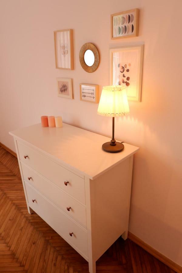 Singer Apartment Old Town Красков Екстериор снимка