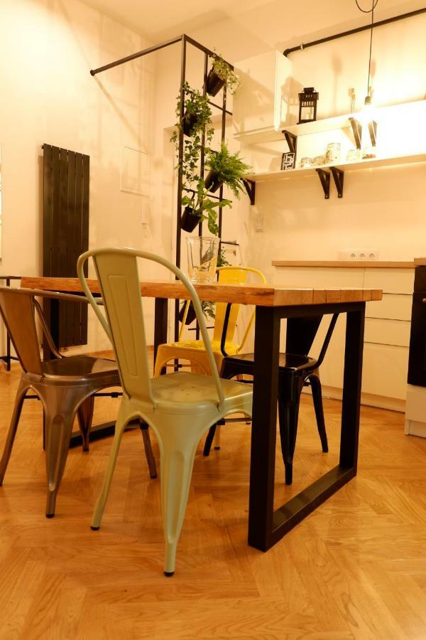Singer Apartment Old Town Красков Екстериор снимка